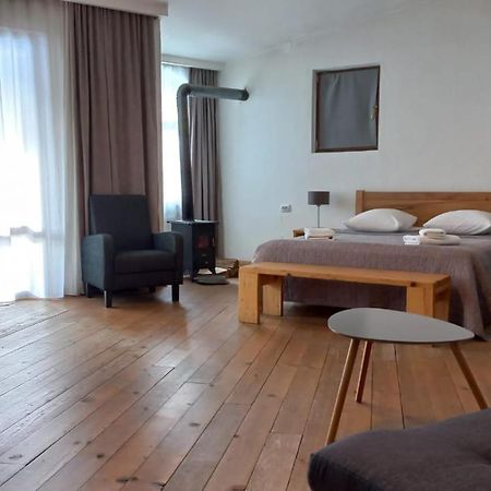 Bapsha Guesthouse Местия Екстериор снимка